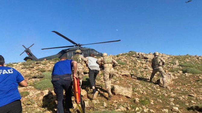 Tunceli’de rahatsızlanan vatandaş, helikopterle Elazığ’a sevk edildi