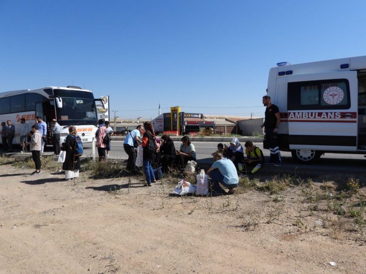 Yolcu otobüsü şarampole düştü: 8 yaralı