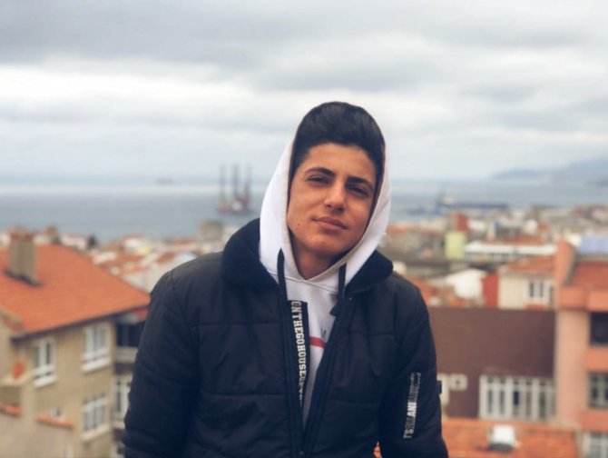 19 yaşındaki gencin ölümüyle sonuçlanan kaza kamerada