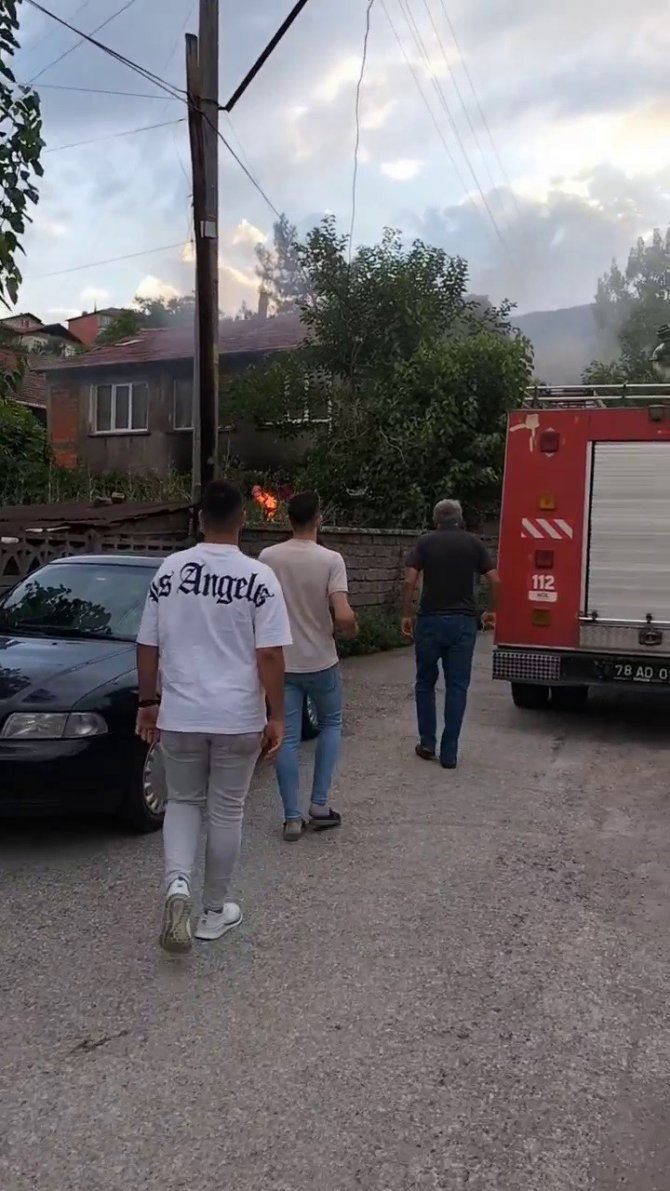 Aynı ev 20 gün içerisinde ikinci kez alevlere teslim oldu
