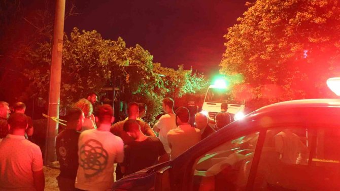 Başkası için evi terk eden karısının izini bulan koca dehşet saçtı: 2 ölü,