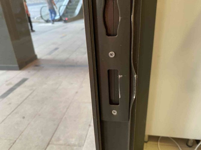 Kar maskeli 5 hırsız 700 bin TL’lik vurgun