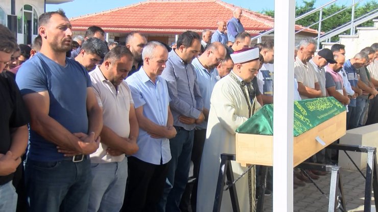 Otelin havuzunda boğulan 7 yaşındaki Muhammed son yolculuğuna uğurlandı