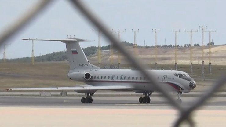 Rus heyeti taşıyan uçak İstanbul'da