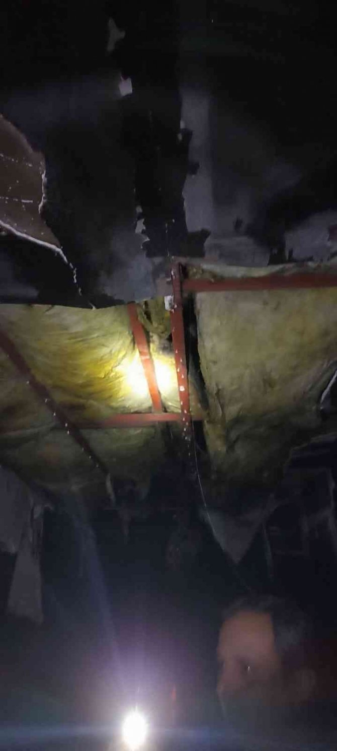 Van’da ev yangını maddi hasara yol açtı