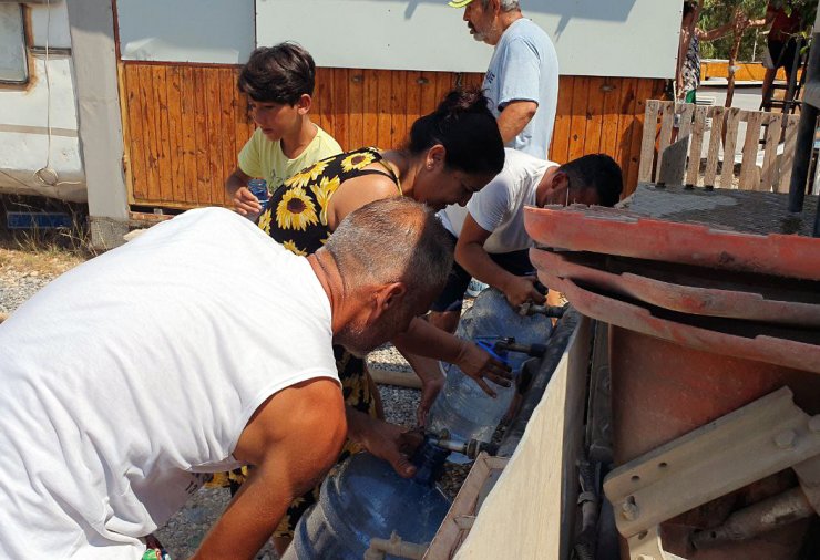 5 gündür suları akmayan kampçılar çözüm bekliyor