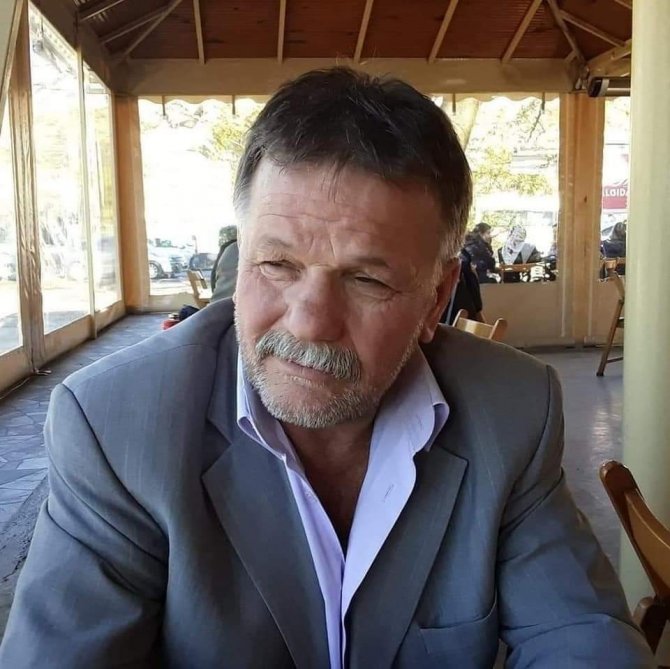 Ağaçtan düşen şahıs hayatını kaybetti