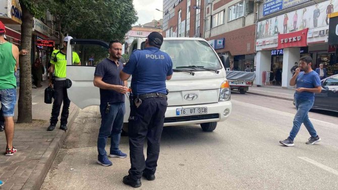 Çaldığı araçla emniyet müdürüne yakalandı