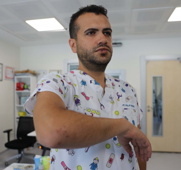 Diş hekimi meslektaşını darbetti, o anlar kamerada