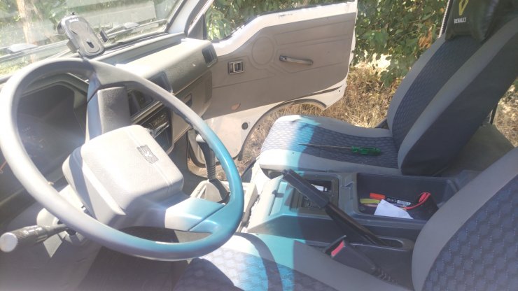 'Dur' ihtarına uymayan sürücünün minibüsü çalıntı çıktı