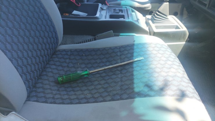 'Dur' ihtarına uymayan sürücünün minibüsü çalıntı çıktı