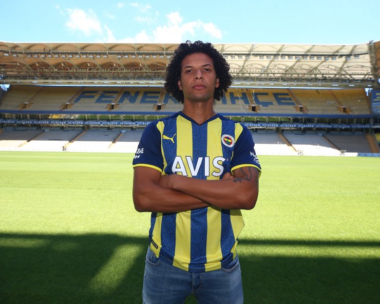 Fenerbahçe, Willian Arao ile 2+1 yıllık sözleşme imzaladı