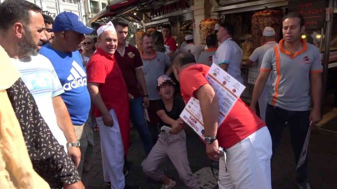 Hırsızlık yaparken yakalanan çocuk ortalığı birbirine kattı