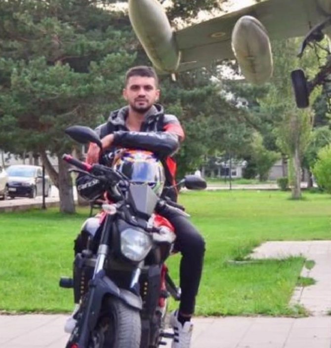 Kamyon motosiklete çarptı: 1 ölü 1 ağır yaralı