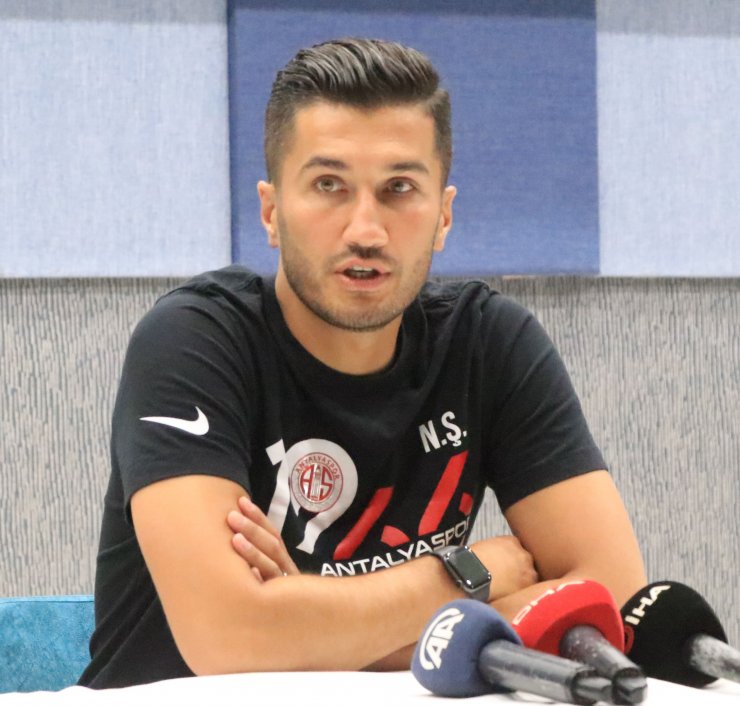 Nuri Şahin: Laf olsun diye hocalık yapacak kadar zekasız değilim