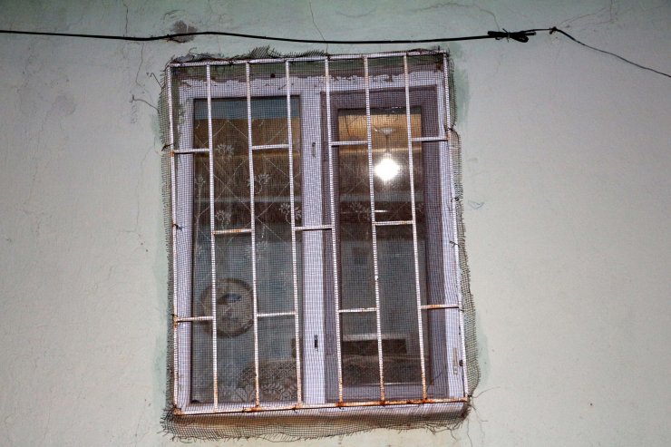 Tartıştığı karısını döverek öldürüp, intihar etti