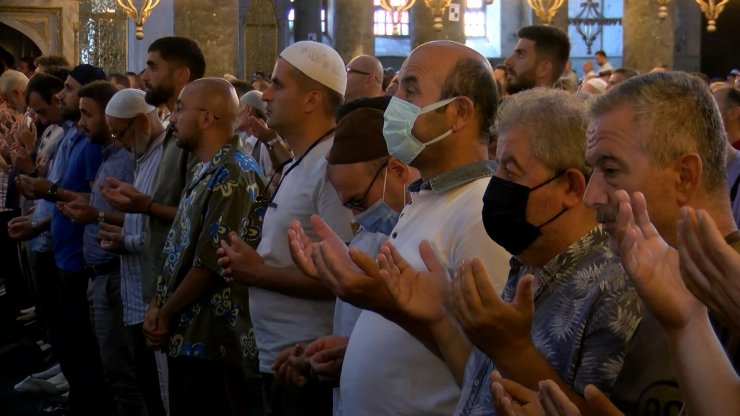 Ayasofya Camii'nde 251 şehit için hatim indirildi