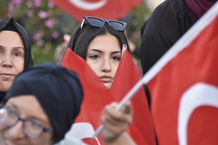 Konya, Mevlana Meydanı'nda 15 Temmuz Şehitlerini andı