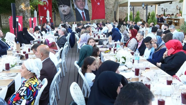 15 Temmuz şehit aileleri ve gazileri bir araya geldi  
