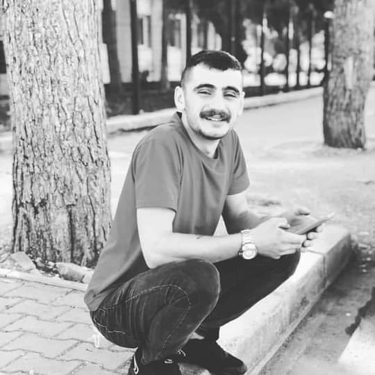 Adana'da hafif ticari araç ile otomobil çarpıştı: 2 ölü, 5 yaralı