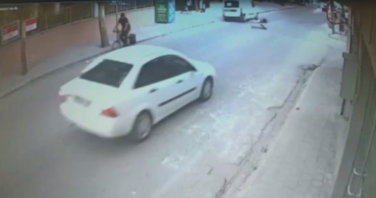 Araç çarpan skuterli hemşire Hatice'nin babası: Tek hayali insanları kurtarmaktı