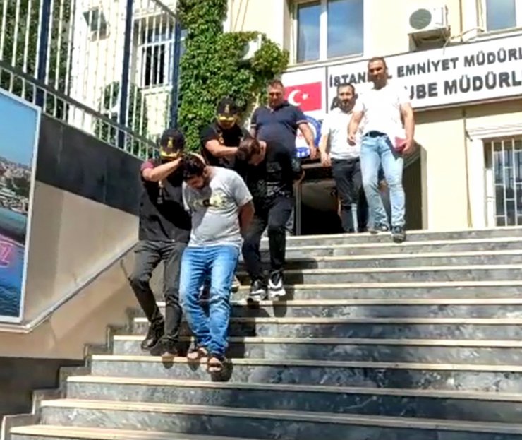 Çevirme yapan sahte polisler yakalandı