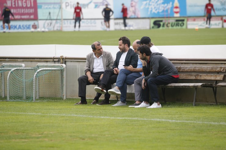 Galatasaray hazırlıklarını sürdürdü