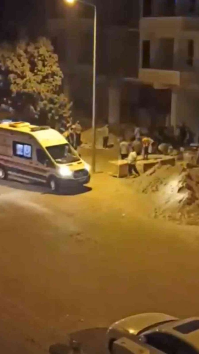 Hırsızlık için girdiği inşaattan düştü