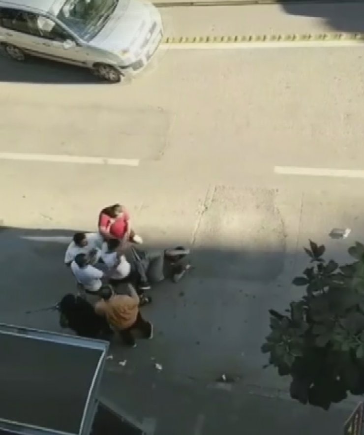 Mehteran takımı yanlarından geçerken onlar kavga etti