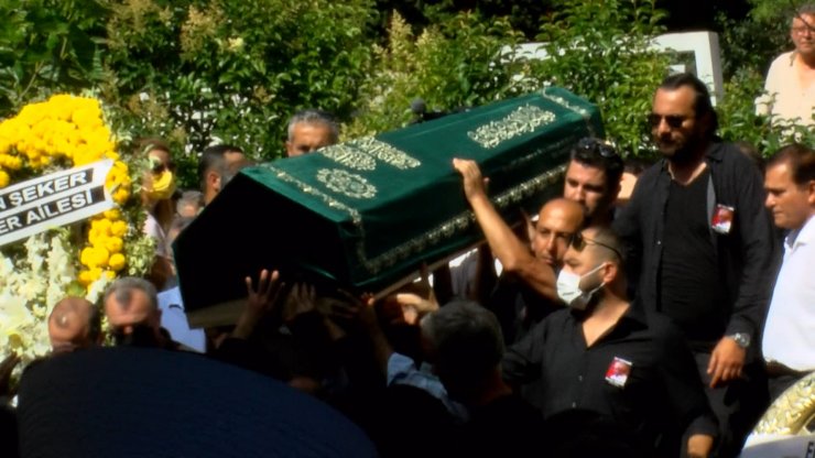  Eğitimci Nazmi Arıkan son yolculuğuna uğurlandı