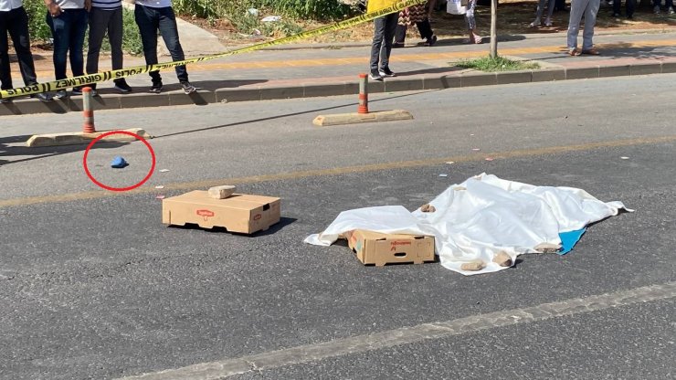 Önce taksi, ardından midibüsün çarptığı 6 yaşındaki Berat yaşamını yitirdi