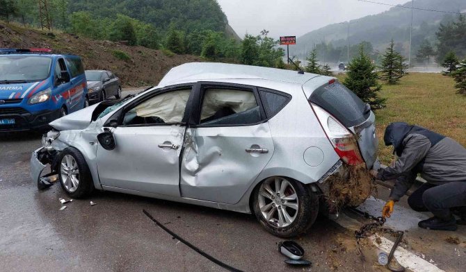 Samsun’da trafik kazası... Otomobil takla attı: 1 yaralı