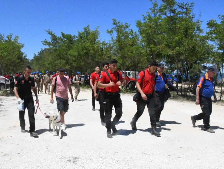 400 kişilik ekip, ormanda kaybolan Şehmus'u arıyor