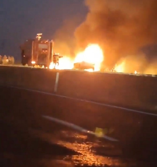 Seyir halinde bulunan LPG’li araç alev topuna döndü