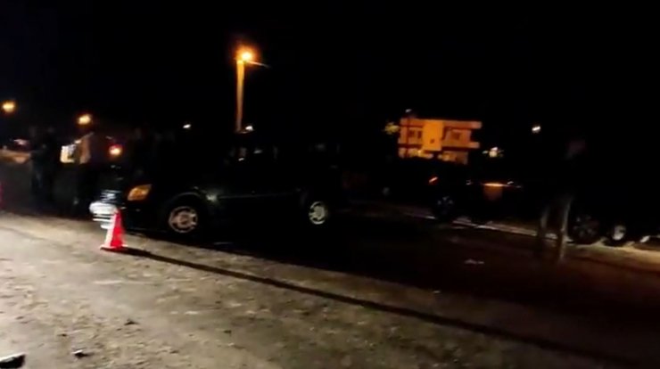 Siirt'te otomobille kamyonet çarpıştı: 11 yaralı