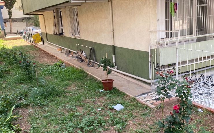 5'inci kattan düşen Halil İbrahim'i Türk bayrağının asılı olduğu ip kurtardı