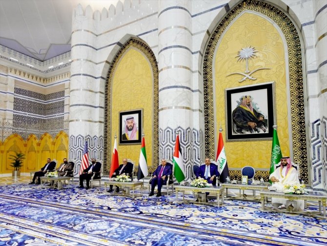 Arap liderler ABD Başkanı Biden'ın da katılacağı Cidde Zirvesi için Suudi Arabistan’da