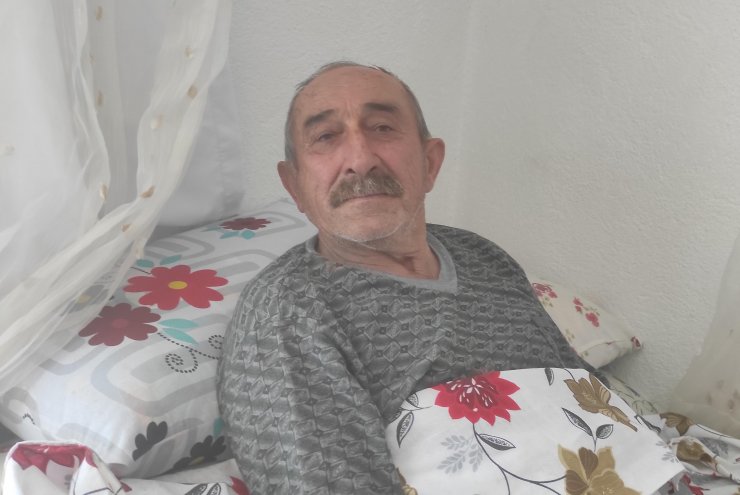 Hayvanlarını otlattığı ormanda ayının saldırısına uğradı