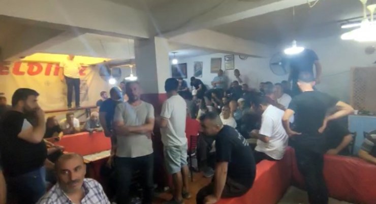 Horoz dövüşü yaptırılan derneğe polis baskını; 46 horoza el konuldu