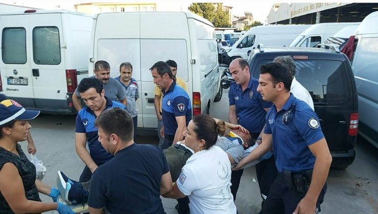 Kadınların görüntülerini çeken şüpheliyi dövdüler