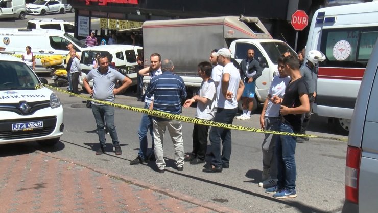 Kaldırımdaki iki kadını ezdi: 1 ölü 