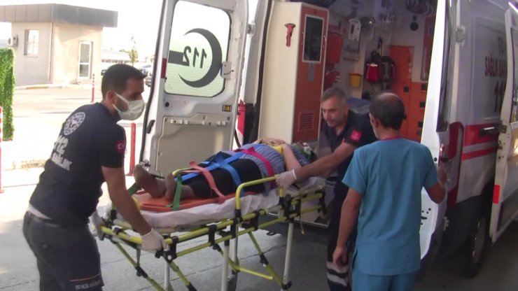 Kontrolden çıkan otomobil şarampole devrildi; aynı aileden 5 yaralı