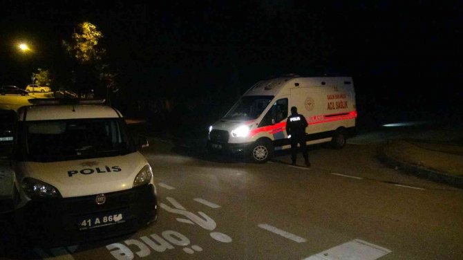 Otomobille uzun süre kovalanan şahıs, silahlı saldırıya uğradı