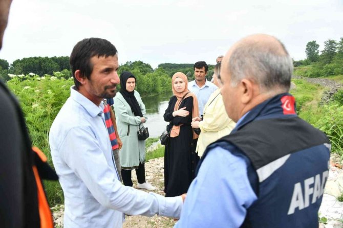 Samsun’da kayıp Emine’yi arama çalışmaları sürüyor
