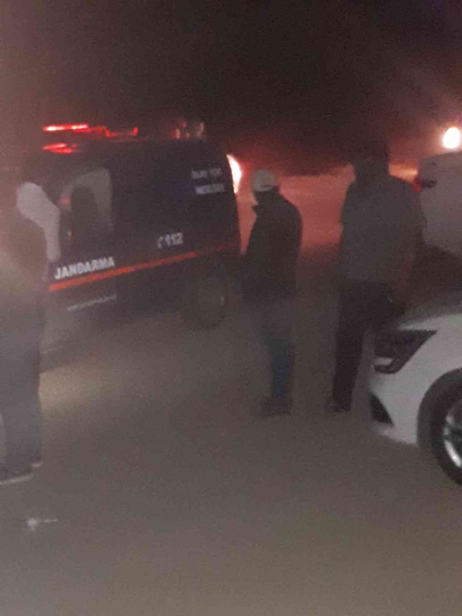 Boğulmak üzere olan kızını kurtardı ancak kendi öldü