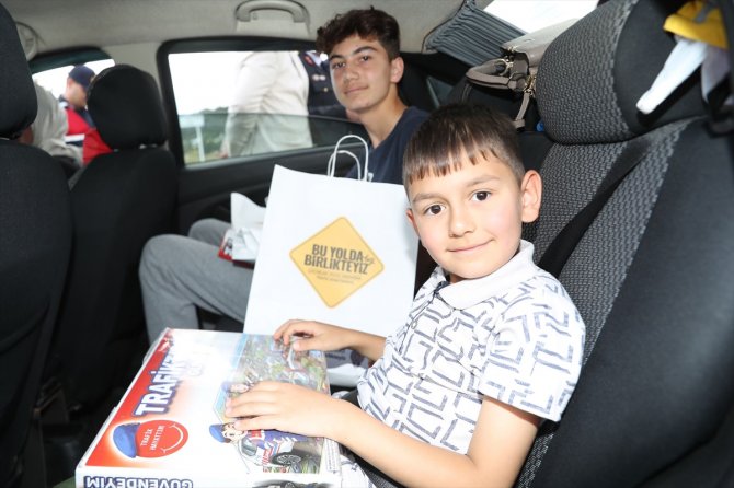 Bakan Soylu'dan gönderme: Şov yapmıyoruz!