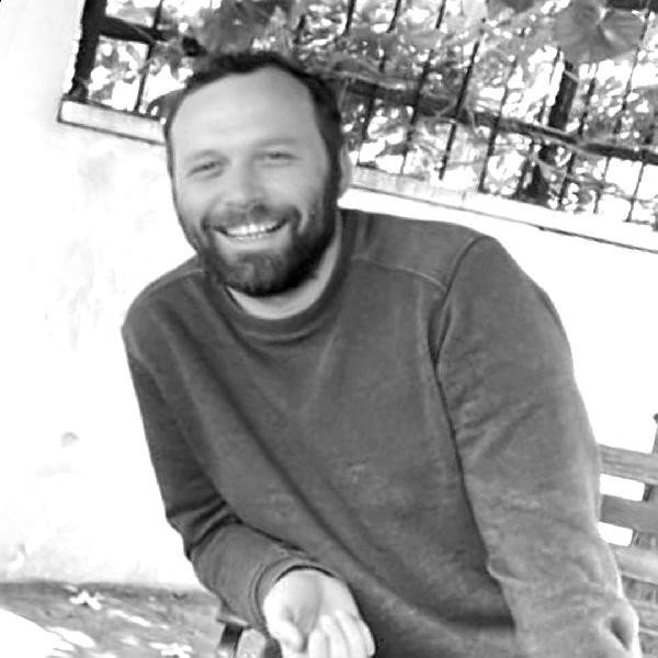 Kamyonet bisikletliye çarptı: 1 ölü