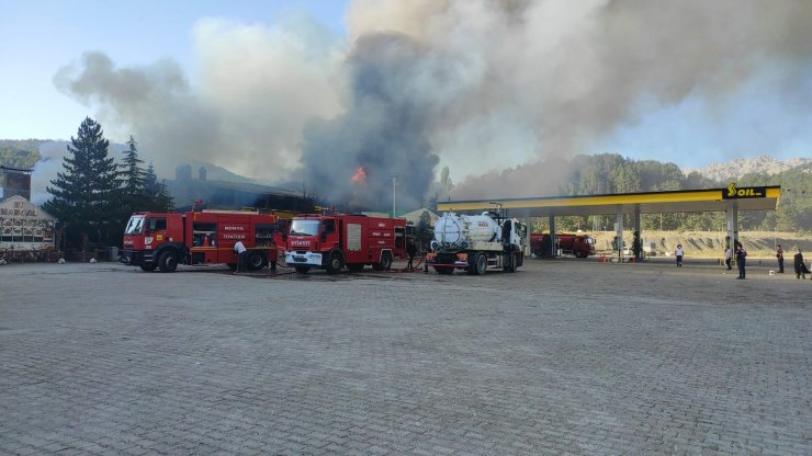 Konya'da dinlenme tesisinde yangın