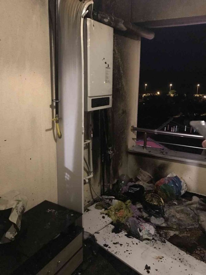 Patlayan kombi yangın çıkardı