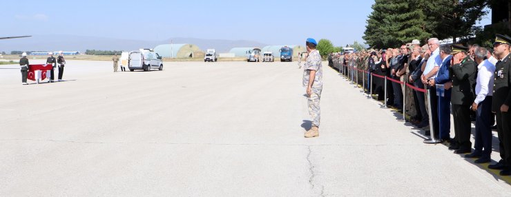 Şehit memleketine getirildi, gözyaşları sel oldu